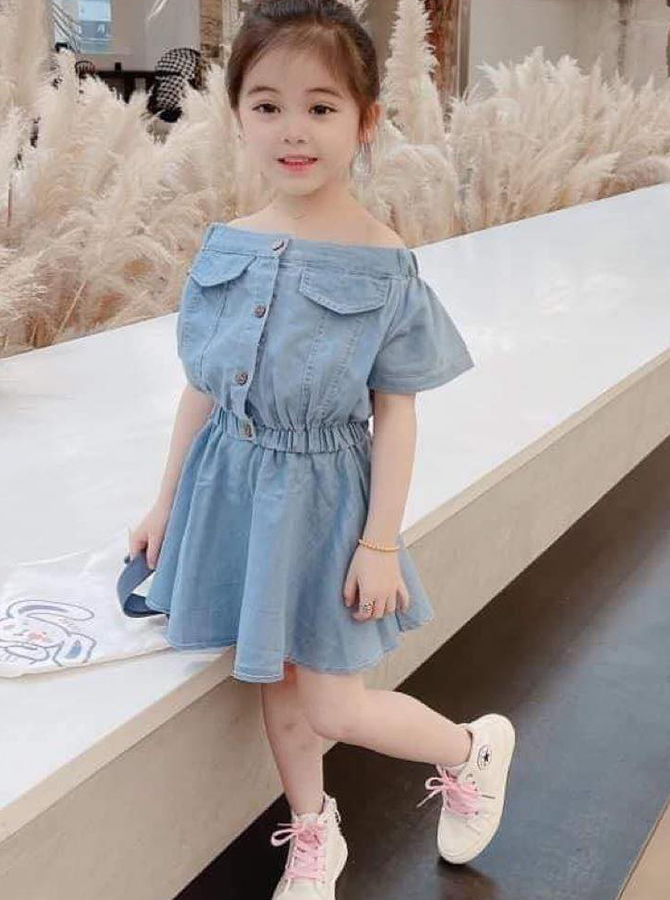 30092 - Đầm trễ vai (10-07-2021)