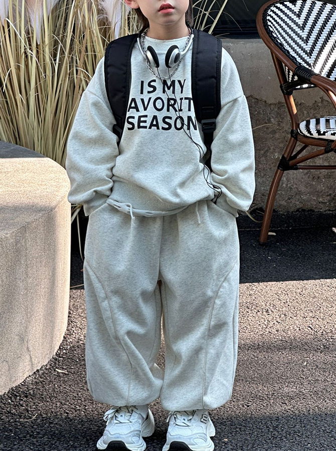 KR123 - Bộ dài bo gấu oversize unisex (08-12-2024) KR123 - Bộ dài bo gấu oversize unisex (08-12-2024)