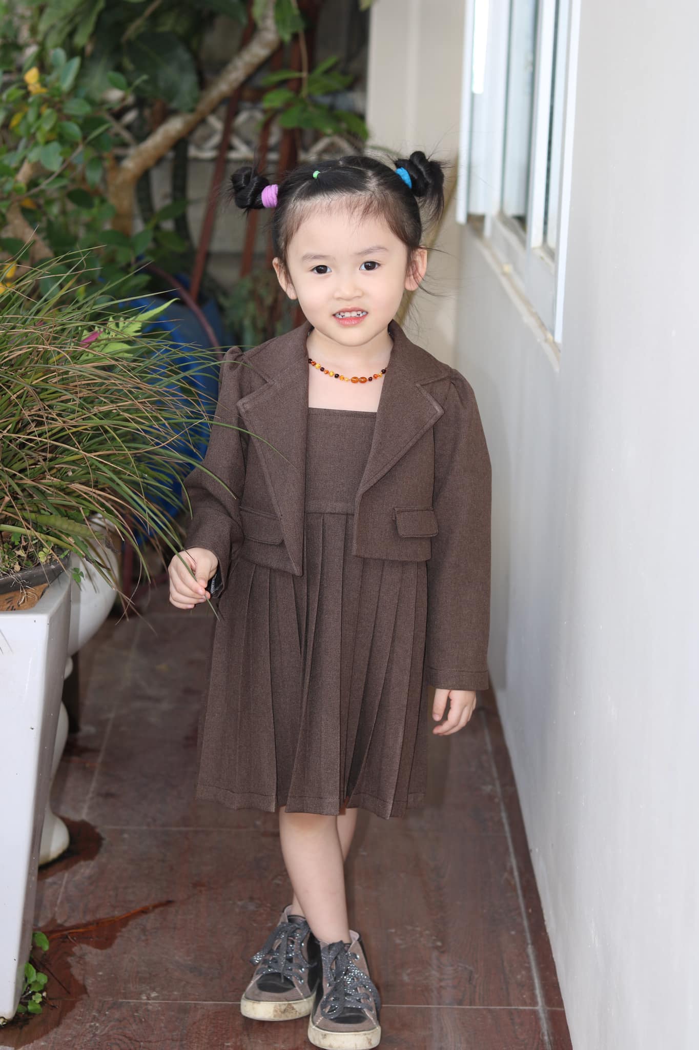 30060 - Set blazer lửng tay phồng + Đầm xếp ly / Đào Đức