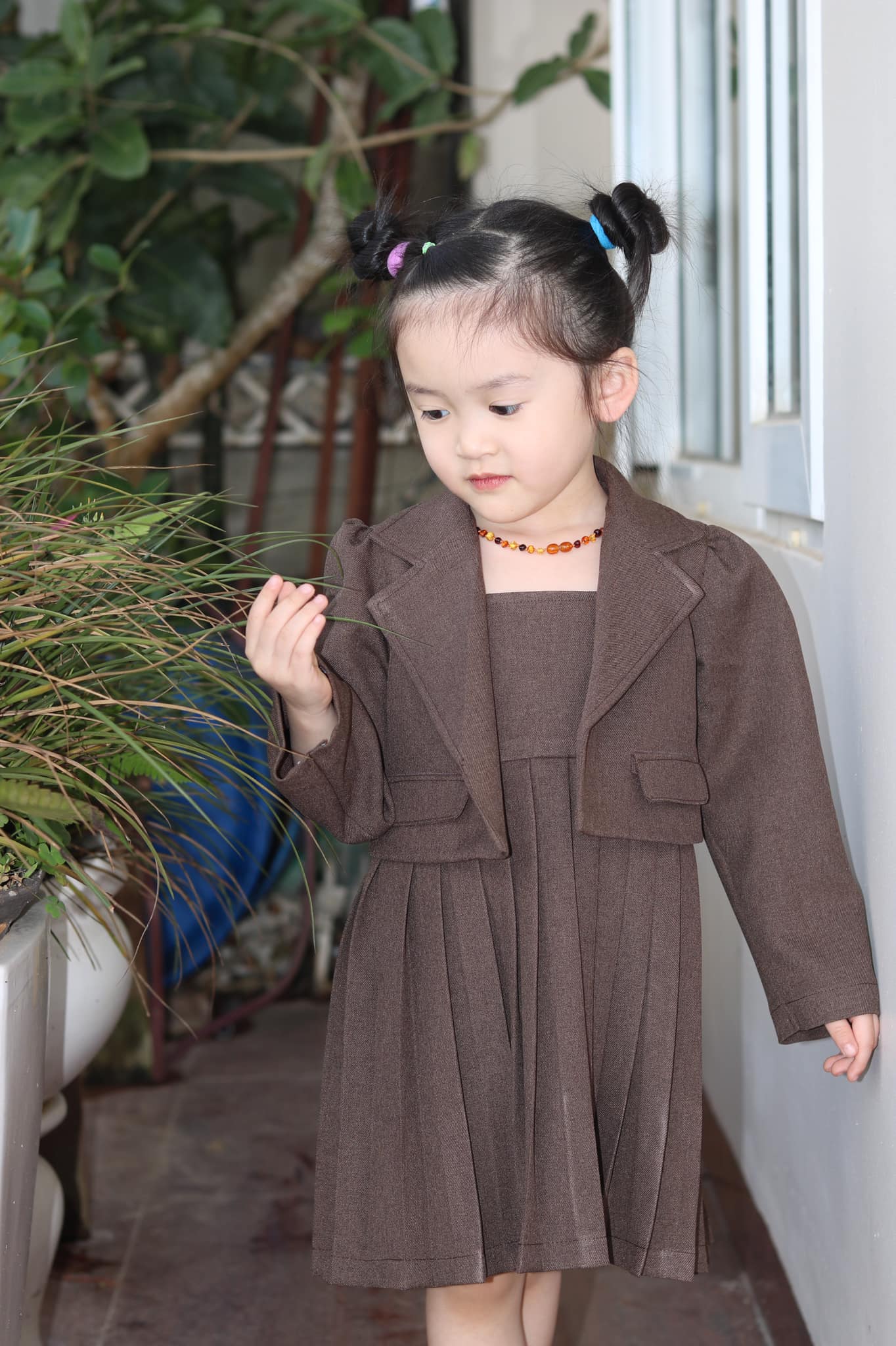 30060 - Set blazer lửng tay phồng + Đầm xếp ly / Đào Đức