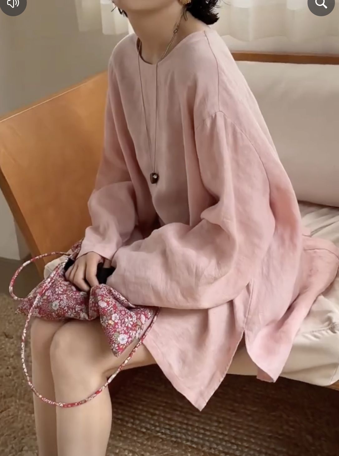 Áo oversize xẻ tà, tay thụng (06-08-2026)