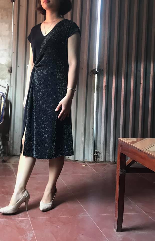 DC024 - Đầm xoắn eo lệch / Đào Đức