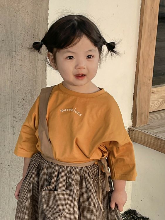 KR121 - Váy 1 dây kèm Áo phông oversize vai xệ (15-11-2024) KR121 - Váy 1 dây kèm Áo phông oversize vai xệ (15-11-2024)